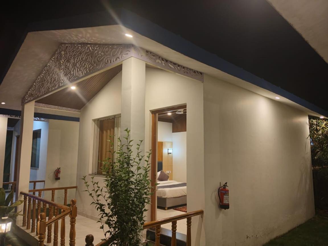 Corbett Jungle Breeze Resort รามนาการ์ ภายนอก รูปภาพ