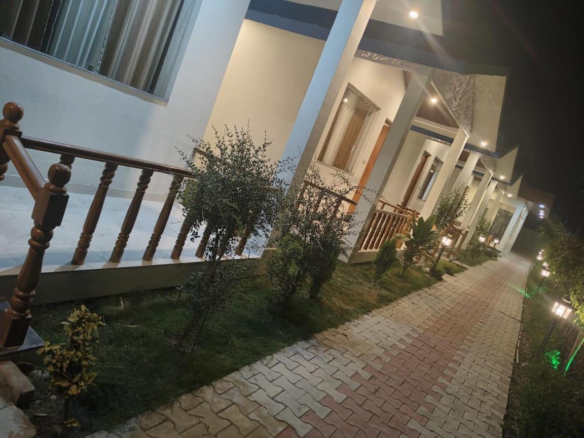 Corbett Jungle Breeze Resort รามนาการ์ ภายนอก รูปภาพ
