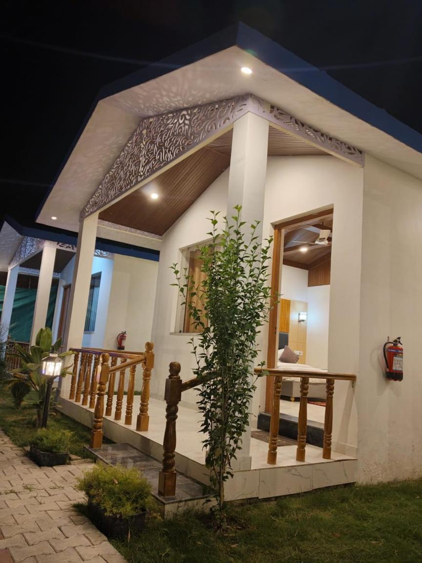 Corbett Jungle Breeze Resort รามนาการ์ ภายนอก รูปภาพ